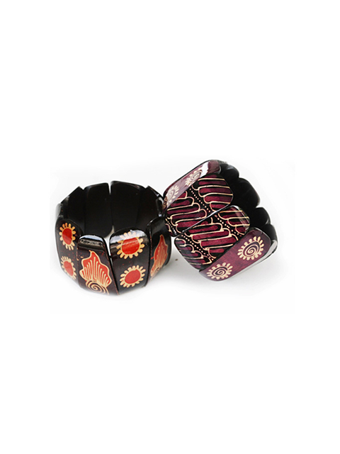 asymmetric-convex-wooden-bracelet