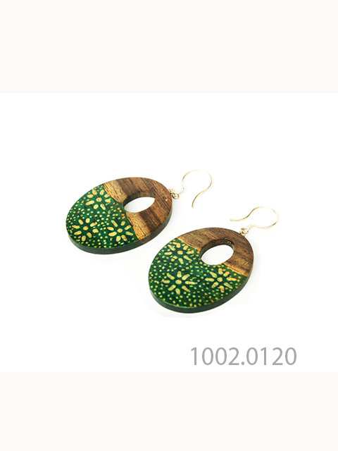 earring-sonokeling-wood-oval-shape-with-hole-inside