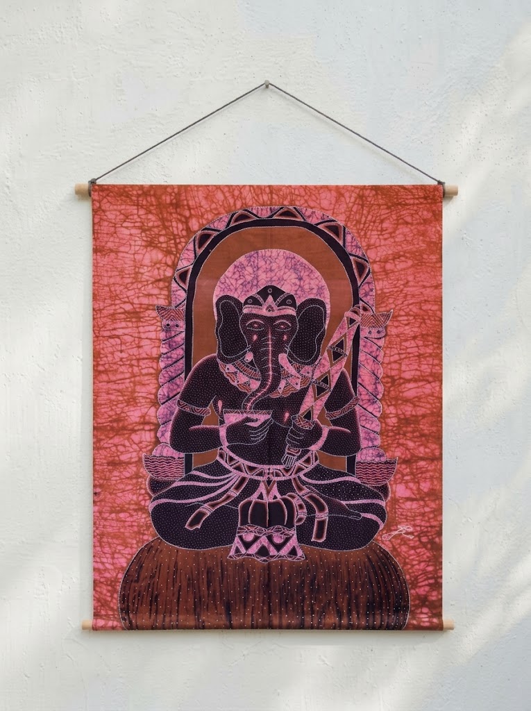 wall-art-ganesha-batik-pink